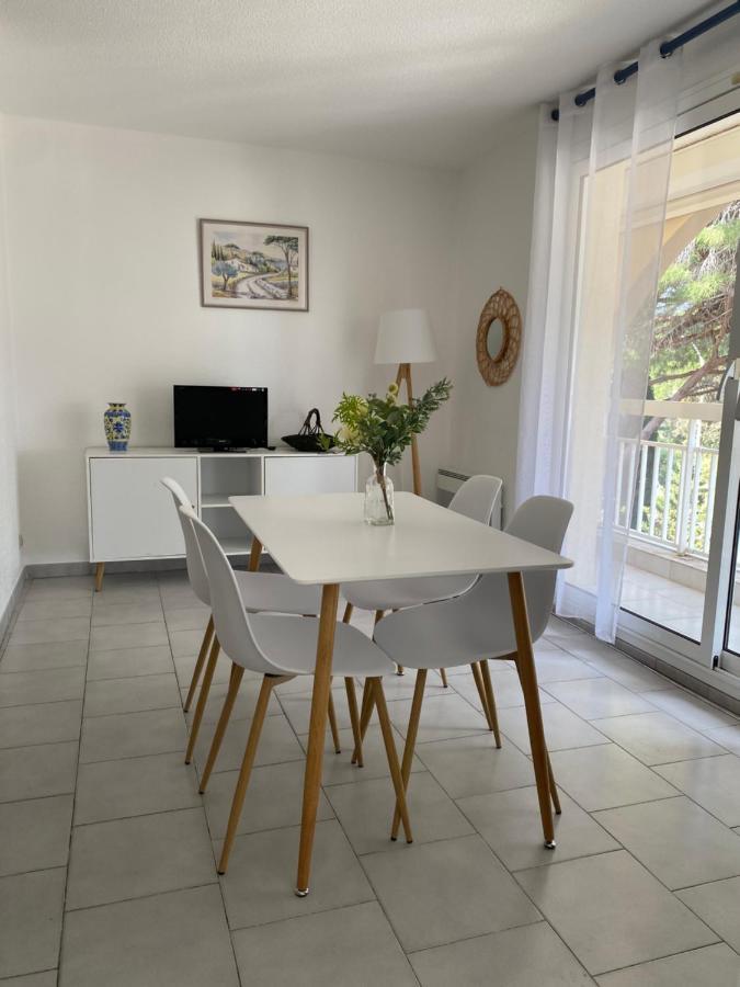 Superbe Appartement Cosy Vue Mer Pieds Dans L'Eau Cavalaire-sur-Mer Esterno foto